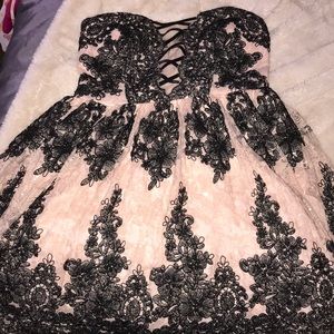 Trixxi dress